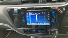 Toyota Auris 1.8 Hybrid Icon Tech TSS 5dr CVT Hybrid Estate